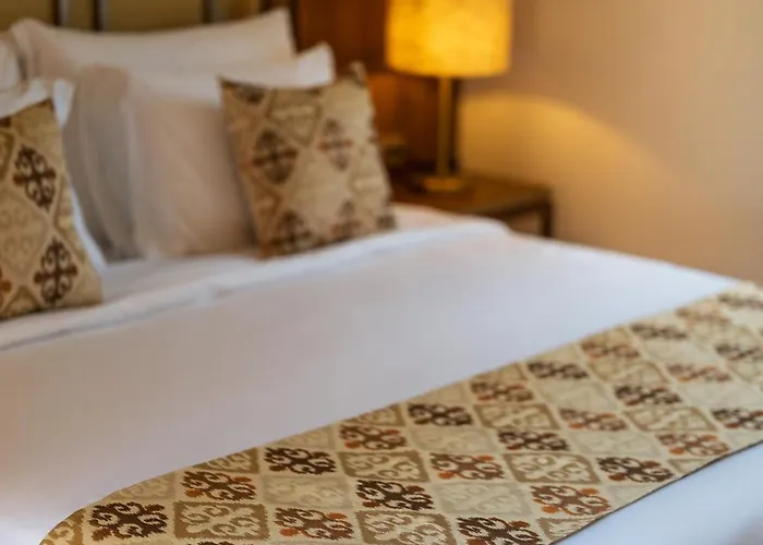Puri Kantor Legacy - Heritage Palace 4*