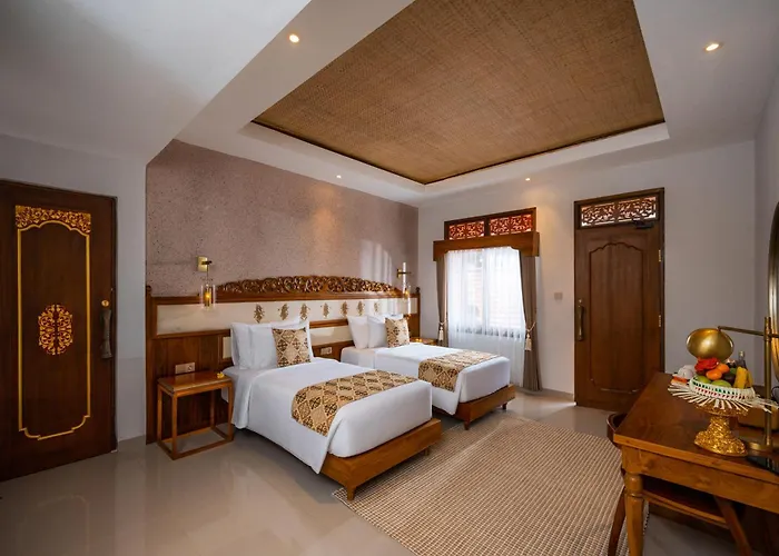 Hotel Puri Kantor Legacy - Heritage Palace 4*
