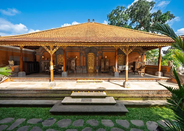 Puri Kantor Legacy - Heritage Palace 4* Ubud